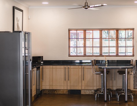 Bergdale-Hazyview-Kitchen-Tourism-Friendly